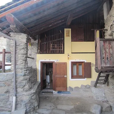 度假居 Casa Perrial 奥斯塔